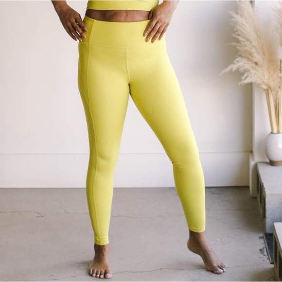 GIRLFRIEND COLLECTIVE NWOT Compressive High Rise Leggings in Chartreuse - Picture 1 of 12